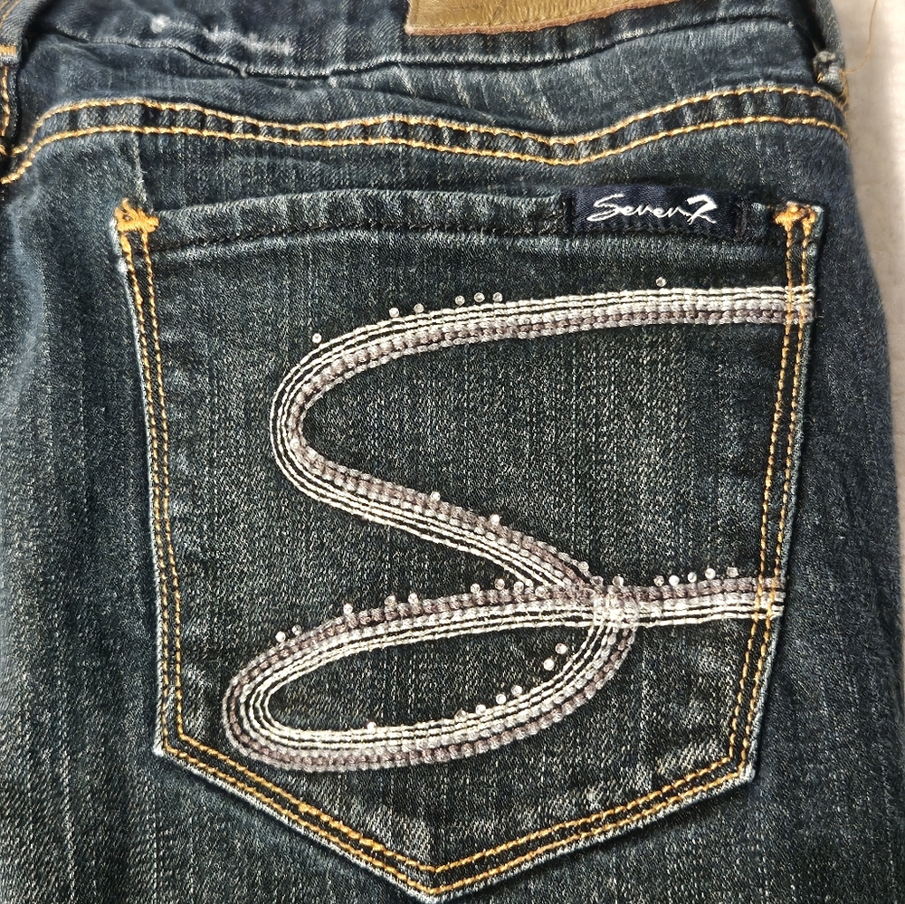 Seven7  Men's Blue Jeans with Signature "S" Detailing - Picture 6 of 9
